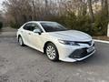 Toyota Camry 2019 года за 13 300 000 тг. в Шымкент