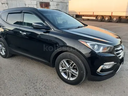 Hyundai Santa Fe 2017 года за 9 500 000 тг. в Семей – фото 3