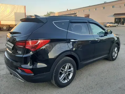 Hyundai Santa Fe 2017 года за 9 500 000 тг. в Семей – фото 4