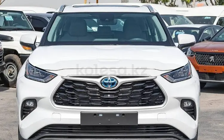 Toyota Highlander 2022 года за 22 500 000 тг. в Актау