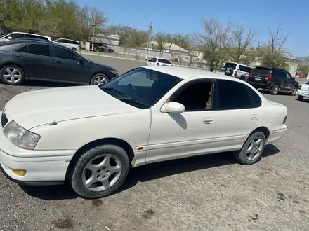 Toyota Avalon 1995 года за 2 700 000 тг. в Талдыкорган – фото 3