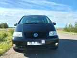 Volkswagen Sharan 2001 годаүшін3 700 000 тг. в Петропавловск