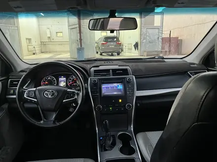 Toyota Camry 2015 года за 6 700 000 тг. в Жанаозен – фото 2