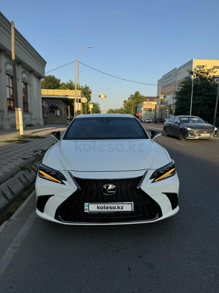 Lexus ES 250 2022 г.