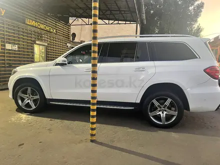 Оригинальные диски AMG R20 на Mercedes GL Мерседес за 500 000 тг. в Алматы – фото 14