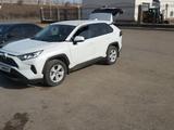 Toyota RAV4 2020 года за 14 700 000 тг. в Астана – фото 4