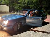 Mercedes-Benz E 230 1997 годаfor2 500 000 тг. в Усть-Каменогорск – фото 2