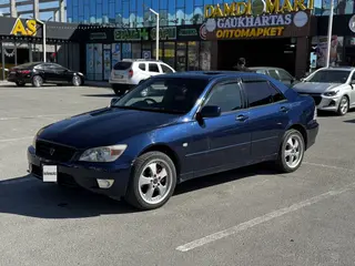 Lexus IS 200
