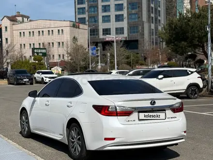 Lexus ES 300h 2017 года за 15 000 000 тг. в Алматы – фото 11