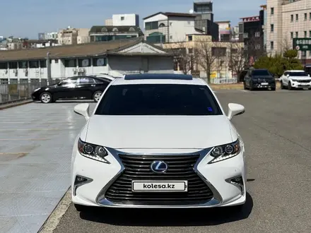 Lexus ES 300h 2017 года за 15 000 000 тг. в Алматы – фото 2