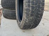 Зимние шины 215/60 R17үшін100 000 тг. в Актау