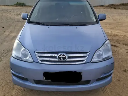 Toyota Avensis Verso 2004 года за 6 800 000 тг. в Актобе – фото 13