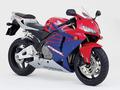 Honda  CBR 600RR 2005 годаүшін2 400 000 тг. в Алматы – фото 2