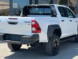 Toyota Hilux 2025 года за 35 175 000 тг. в Уральск – фото 4