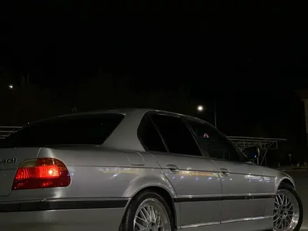 BMW 735 1999 года за 4 500 000 тг. в Жанаозен – фото 8