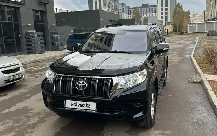 Toyota Land Cruiser Prado 2019 года за 18 900 000 тг. в Астана