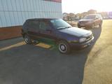 Volkswagen Golf 1996 годаfor2 500 000 тг. в Алматы