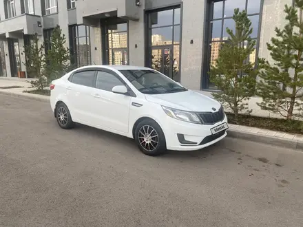 Kia Rio 2013 года за 5 200 000 тг. в Астана