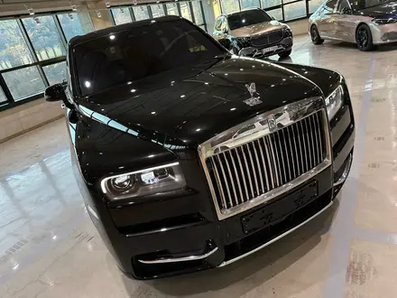 Rolls-Royce Cullinan 2023 года за 223 000 000 тг. в Алматы – фото 4