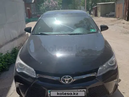 Toyota Camry 2016 года за 10 200 000 тг. в Семей