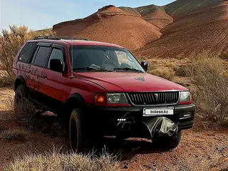 Mitsubishi Montero Sport