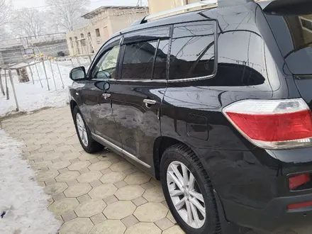 Toyota Highlander 2012 года за 13 000 000 тг. в Алматы – фото 2