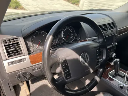 Volkswagen Touareg 2007 года за 5 350 000 тг. в Алматы – фото 8