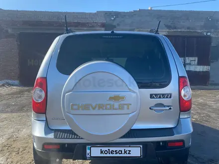 Chevrolet Niva 2014 года за 3 500 000 тг. в Актобе – фото 4