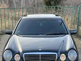 Mercedes-Benz E 320 1999 годаfor5 500 000 тг. в Алматы
