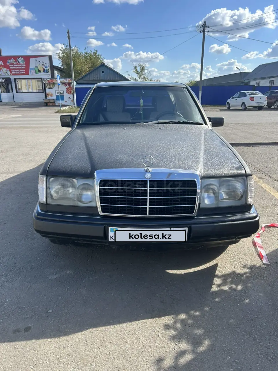 Mercedes-Benz E-Class, 1993