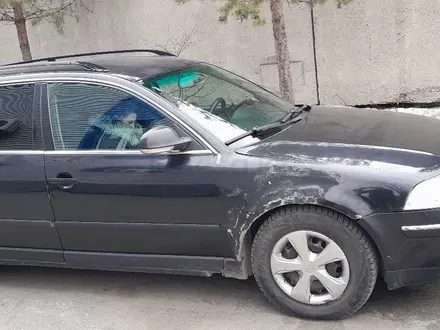 Volkswagen Passat 2004 года за 2 100 000 тг. в Петропавловск – фото 3
