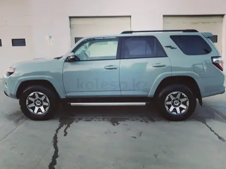 Toyota 4Runner 2022 года за 21 200 000 тг. в Актобе – фото 4