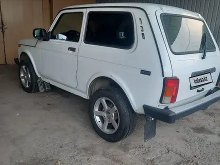 ВАЗ (Lada) Lada 2121 2014 года за 2 000 000 тг. в Алматы – фото 27
