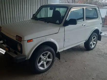 ВАЗ (Lada) Lada 2121 2014 года за 2 000 000 тг. в Алматы – фото 28