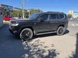 Toyota Land Cruiser 2023 года за 49 500 000 тг. в Актобе – фото 3