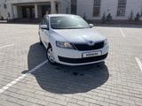 Skoda Rapid 2017 года за 5 200 000 тг. в Караганда – фото 2