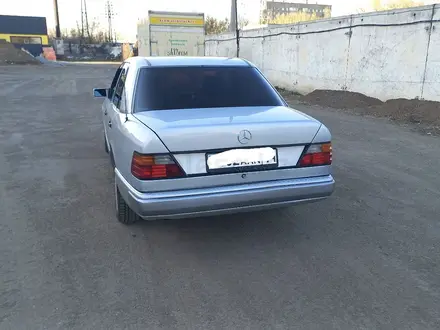 Mercedes-Benz E 200 1991 года за 1 600 000 тг. в Павлодар