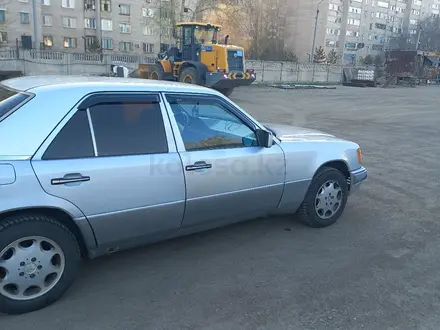 Mercedes-Benz E 200 1991 года за 1 600 000 тг. в Павлодар – фото 5