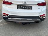 Hyundai Santa Fe 2018 года за 13 500 000 тг. в Актау