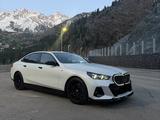 BMW i5 2024 года за 41 000 000 тг. в Алматы – фото 2