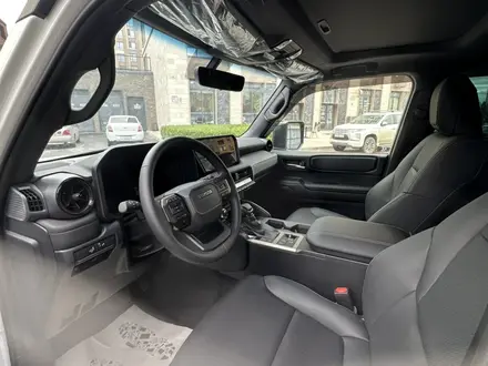 Toyota Land Cruiser Prado 2026 года за 42 500 000 тг. в Астана – фото 9