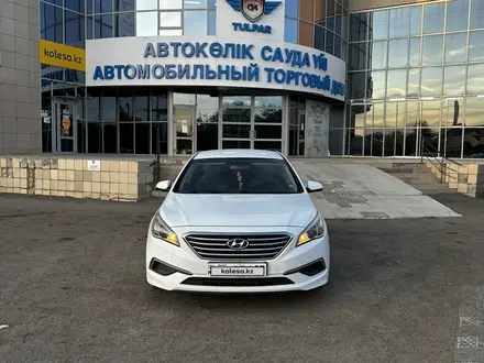 Hyundai Sonata 2015 года за 7 750 000 тг. в Уральск – фото 3