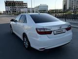 Toyota Camry 2017 годаүшін11 000 000 тг. в Атырау – фото 3
