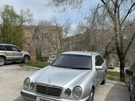 Mercedes-Benz E 230 1996 года за 2 700 000 тг. в Серебрянск – фото 9