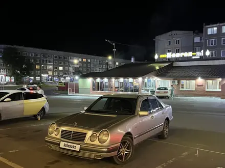 Mercedes-Benz E 230 1996 года за 2 700 000 тг. в Серебрянск – фото 5