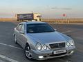 Mercedes-Benz E 320 2000 годаfor5 350 000 тг. в Атырау – фото 3