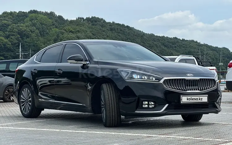 Kia K7 2018 года за 11 600 000 тг. в Астана