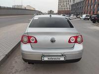 Volkswagen Passat 2006 года за 3 000 000 тг. в Астана
