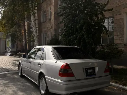 Mercedes-Benz C 280 1996 года за 3 500 000 тг. в Талдыкорган – фото 3