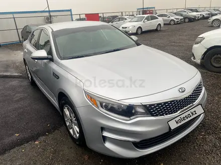 Kia Optima 2017 года за 7 058 000 тг. в Алматы – фото 3